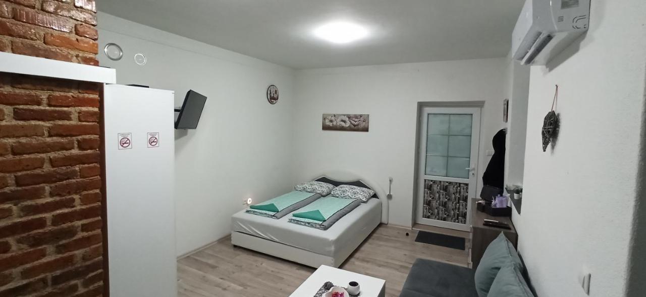 Helly'S Apartman - Self Check-In - Jajce Exterior foto